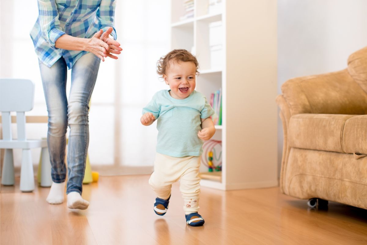 Mejores zapatos para bebés para los primeros pasos - Pequeña Huella