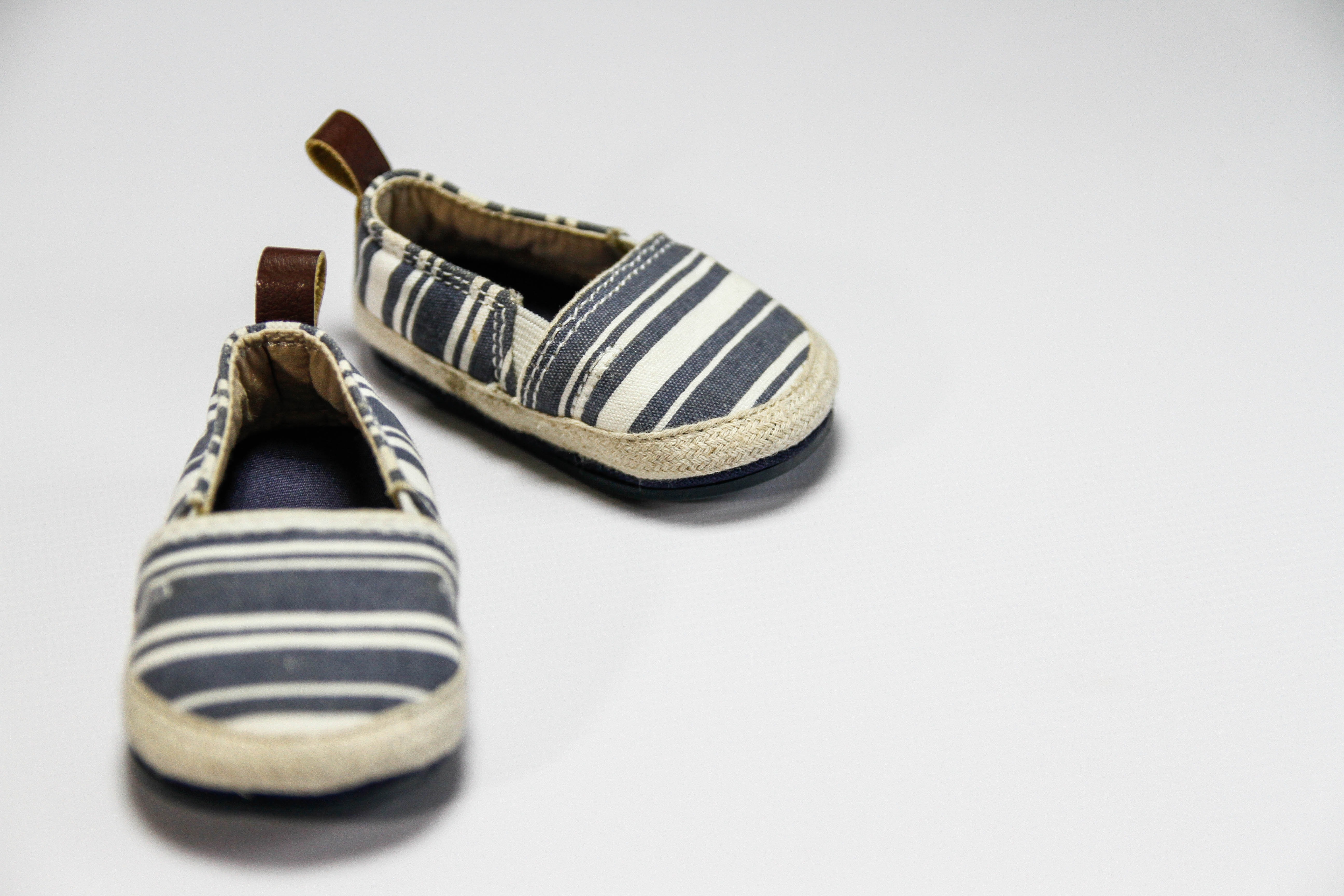 Alpargatas infantiles | Zapatos de esparto para los pequeños - Pequeña  Huella