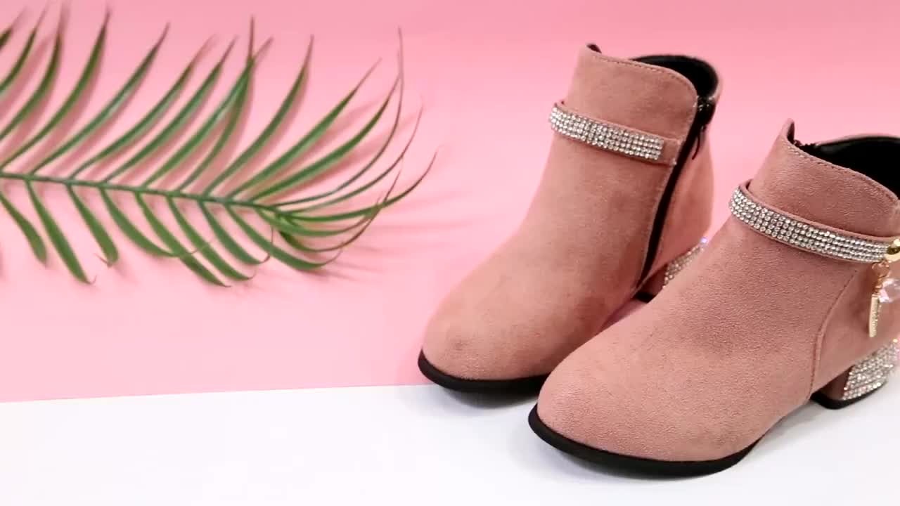 Botines de verano para niña